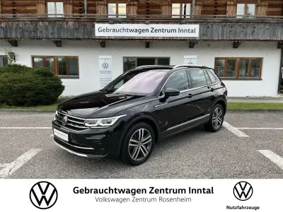 Gebraucht VW Tiguan Elegance 200 PS (147 kW) 2020 Deep black perleffekt SUV