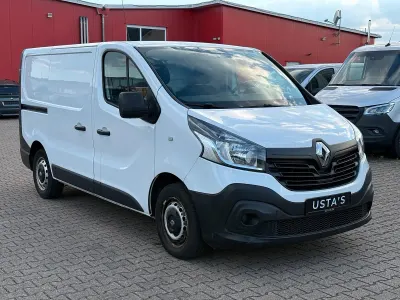 Gebraucht Renault Trafic 120 PS (88 kW) 2016 Weiß Van / Kleinbus