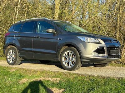 Używany Ford Kuga Titanium 182 KM (133 kW) 2014 Szary SUV