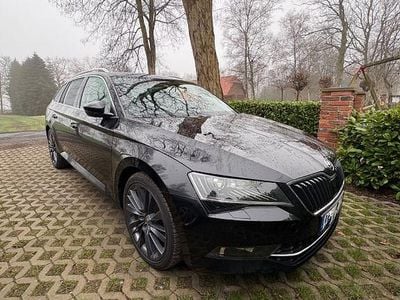 Gebraucht Skoda Superb Style 150 PS (110 kW) 2018 Schwarz Kombi