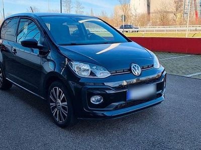 Second-hand VW up! 90 CP (66 kW) 2018 Negru Hatchback