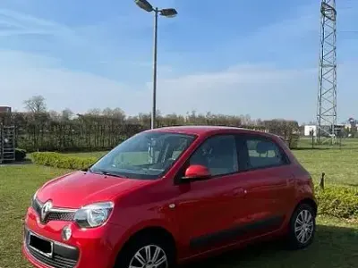 Gebraucht Renault Twingo Life 69 PS (50 kW) 2017 Rot Kleinwagen