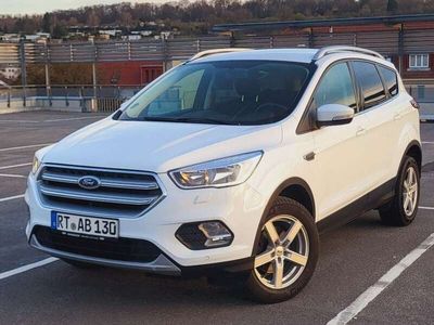 gebraucht Ford Kuga 1.5 EcoBoost 2x4 Black & Silver