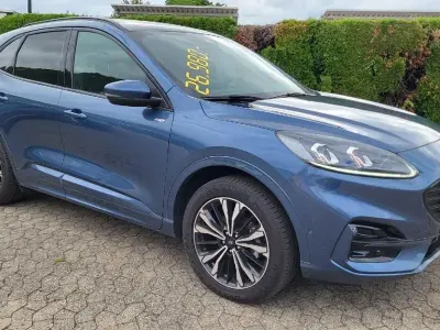 Gebraucht Ford Kuga ST-Line X 224 PS (164 kW) 2022 Chromablau metallic SUV