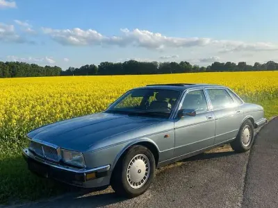 Käytetty Jaguar XJ40 222 HP (163 kW) 1992 Sedan