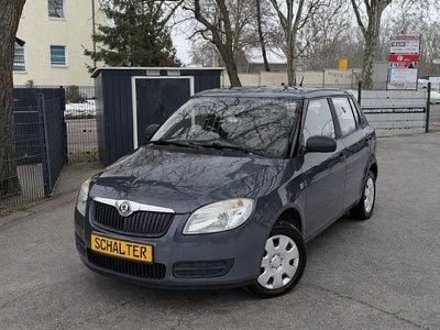 Second-hand Skoda Fabia 60 CP (44 kW) 2009 Gri Berlinǎ