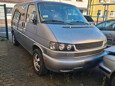 Second-hand VW Caravelle 140 CP (102 kW) 1998 Gri Van