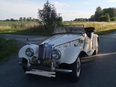 gebraucht MG TF Baujahr 1954, vollständig restauriert, alles gemacht!