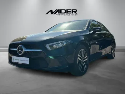 Używany Mercedes A250 Progressive 160 KM (117 kW) 2020 Czarny Sedan/Limuzyna