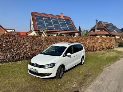 Gebraucht VW Sharan United 177 PS (130 kW) 2020 Weiß Van / Kleinbus