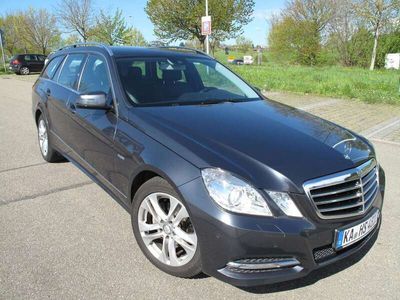 gebraucht Mercedes E200 T CGI Autom. Bi-Xenon AHK T-Leder Sitzhzg.