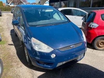 Brugt Ford S-MAX Trend 145 HK (106 kW) 2009 Blå MPV