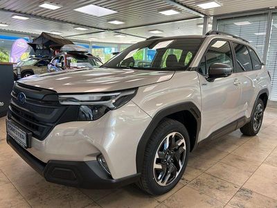 Nuova Subaru Forester Active 136 CV (100 kW) 2026 Oro SUV