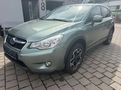 Gebraucht Subaru XV Comfort 147 PS (108 kW) 2015 Grün SUV