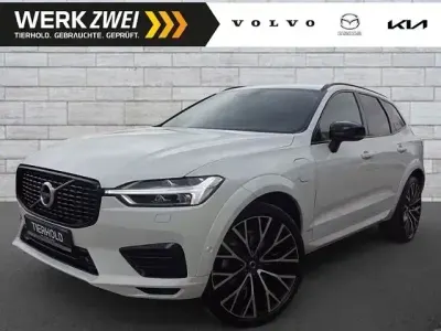 Begagnad Volvo XC60 R-Design 341 HK (250 kW) 2021 Vit SUV