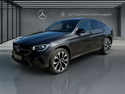 Gebraucht Mercedes GLC300e Night 320 PS (235 kW) 2021 Grau Limousine