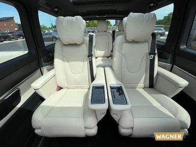Gebraucht Mercedes V300 Exclusive 237 PS (174 kW) 2024 Schwarz Van / Kleinbus