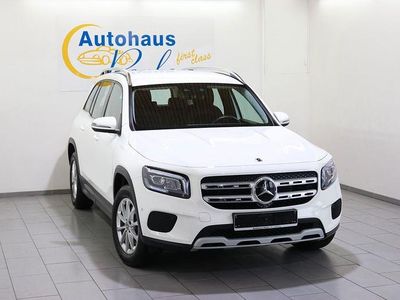 Mercedes GLB220