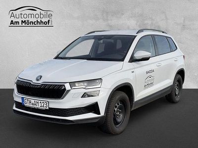 Weiß Gebraucht 2024 Skoda Karoq Drive SUV | 35.300 € (Fairer Preis)