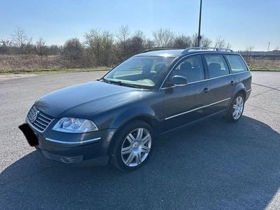 Usata VW Passat Highline 131 CV (96 kW) 2005 Blu Station wagon