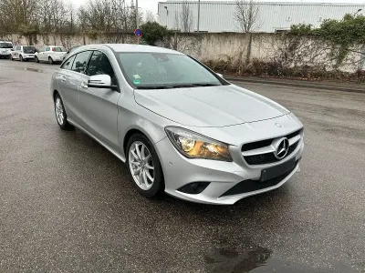 Gebraucht Mercedes CLA200 Shooting Brake 156 PS (114 kW) 2016 Silber Kombi