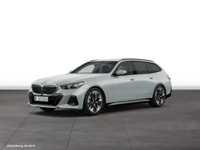 Gebraucht BMW 520 Sport Line 197 PS (144 kW) 2025 Grau Kombi