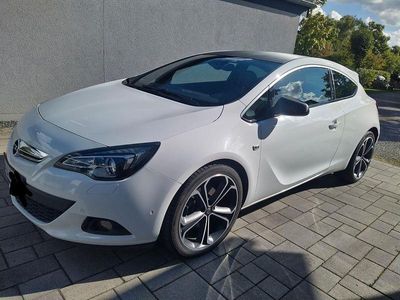 Opel Astra GTC