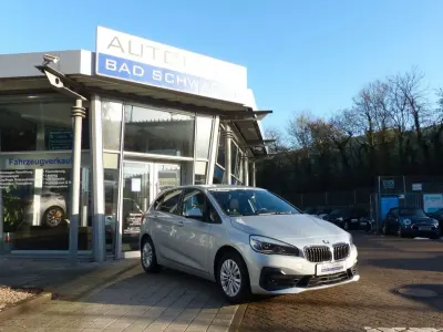 Używany BMW 218 150 KM (110 kW) 2021 Srebrny Minivan