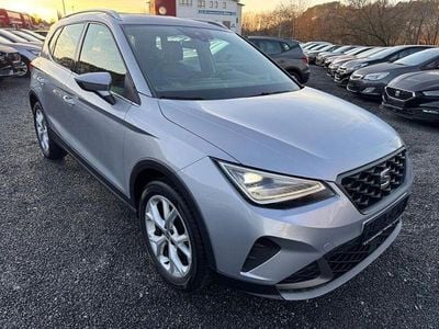 Silber Gebraucht 2023 Seat Arona FR SUV | 18.288 € (Guter Preis)