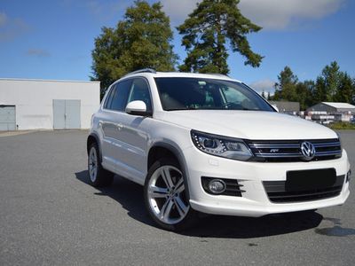 Używany VW Tiguan Sport 140 KM (102 kW) 2012 Biały SUV