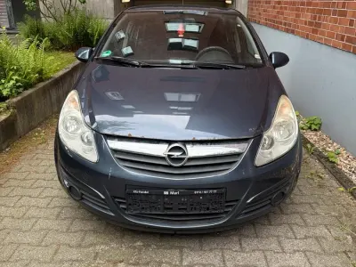 Używany Opel Corsa 80 KM (58 kW) 2009 Niebieski Hatchback