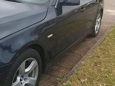 Gebraucht BMW 520 170 PS (125 kW) 2008 Schwarz Limousine
