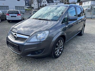 Gebraucht Opel Zafira Innovation 150 PS (110 kW) 2010 Grau Van / Kleinbus