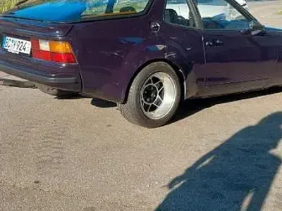 Occasion Porsche 924 125 ch (91 kW) 1977 Violet Coupé