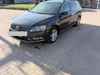 Gebraucht VW Passat 177 PS (130 kW) 2013 Braun Kombi
