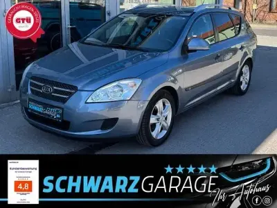 Gebraucht Kia Ceed Sportswagon LX 202 PS (148 kW) 2007 Blau Kombi