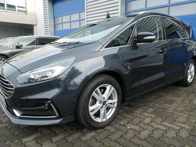 Blau Gebraucht 2020 Ford S-MAX Titanium Van / Kleinbus | 20.950 € (Fairer Preis)