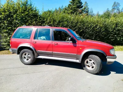 Gebraucht Ford Explorer 206 PS (151 kW) 1998 Andere farben SUV
