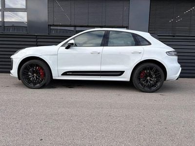 Gebraucht Porsche Macan 441 PS (324 kW) 2022 Carraraweiß SUV