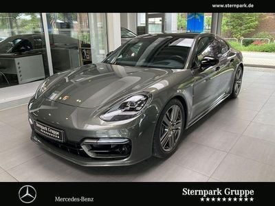Porsche Panamera 4