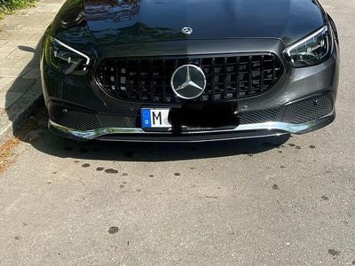 Mercedes E200