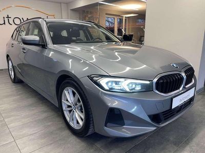 Skyscraper grau Gebraucht 2022 BMW 320e Kombi | 25.900 € (Teuer)
