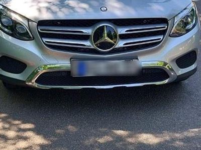 Mercedes GLC220
