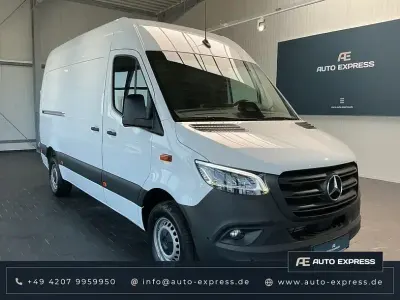 Gebraucht Mercedes Sprinter 170 PS (125 kW) 2024 Weiß (arktikweiss) Van