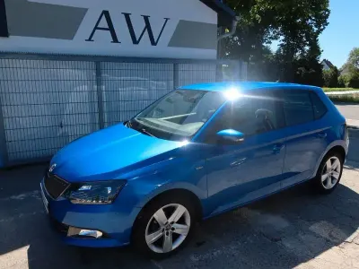 Gebraucht Skoda Fabia Drive 90 PS (66 kW) 2017 Blau Limousine