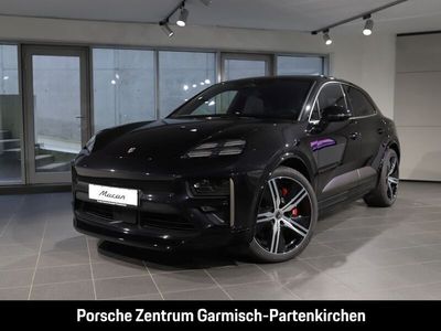 Gebraucht Porsche Macan Turbo 469 kW (639 PS) 2024 Tiefschwarzmetallic SUV