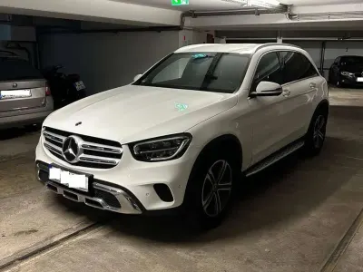 Gebraucht Mercedes GLC220 Exclusive 194 PS (142 kW) 2019 Weiß SUV