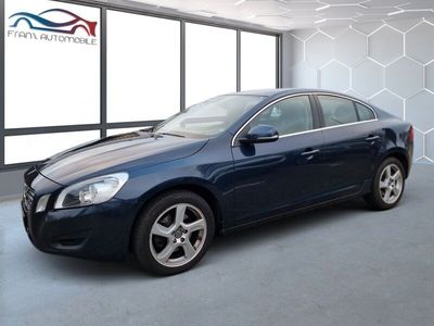 gebraucht Volvo S60 Lim. Momentum*LEDER*NAVI*PDC