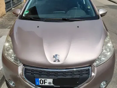 Gebraucht Peugeot 208 Active 82 PS (60 kW) 2013 Kleinwagen