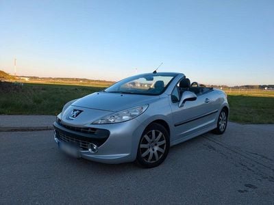 Usata Peugeot 207 CC 109 CV (80 kW) 2007 Grigio Cabrio